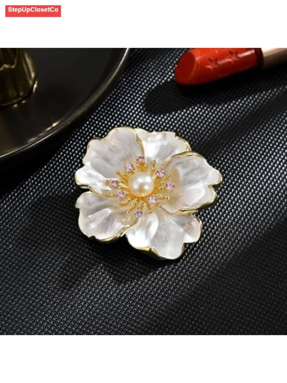 Elegant Flower Pearl Brooch Pin for Women Gold Plated Copper Safety Pin